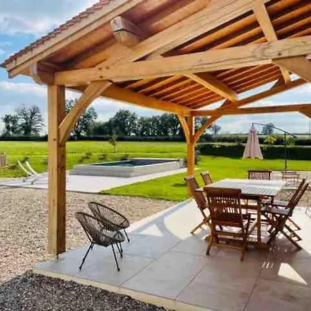 Country House, Heated Pool, Nordic Bath And Great Views *