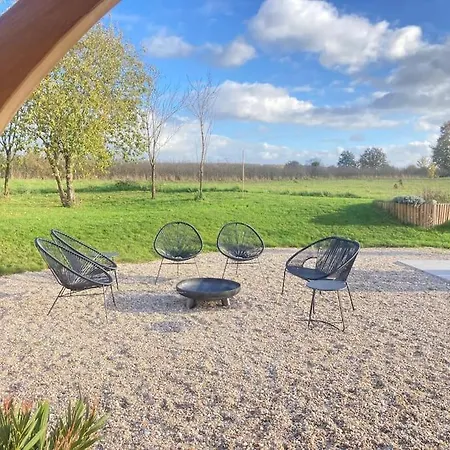 Country House, Heated Pool, Nordic Bath And Great Views *